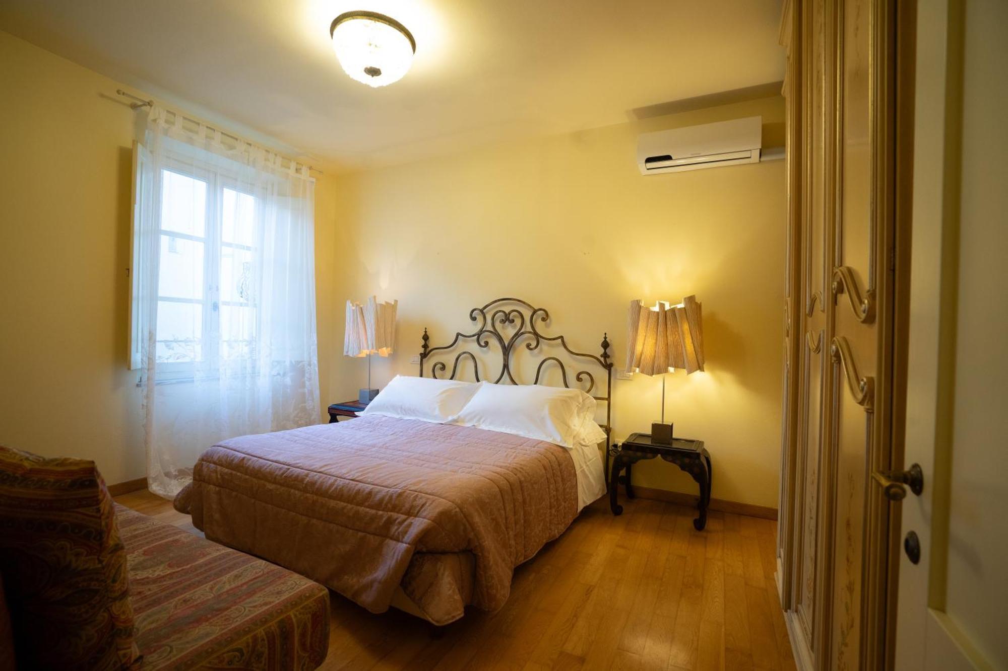 Palazzo Rocchi - Residenza D'epoca Couette-café 3*