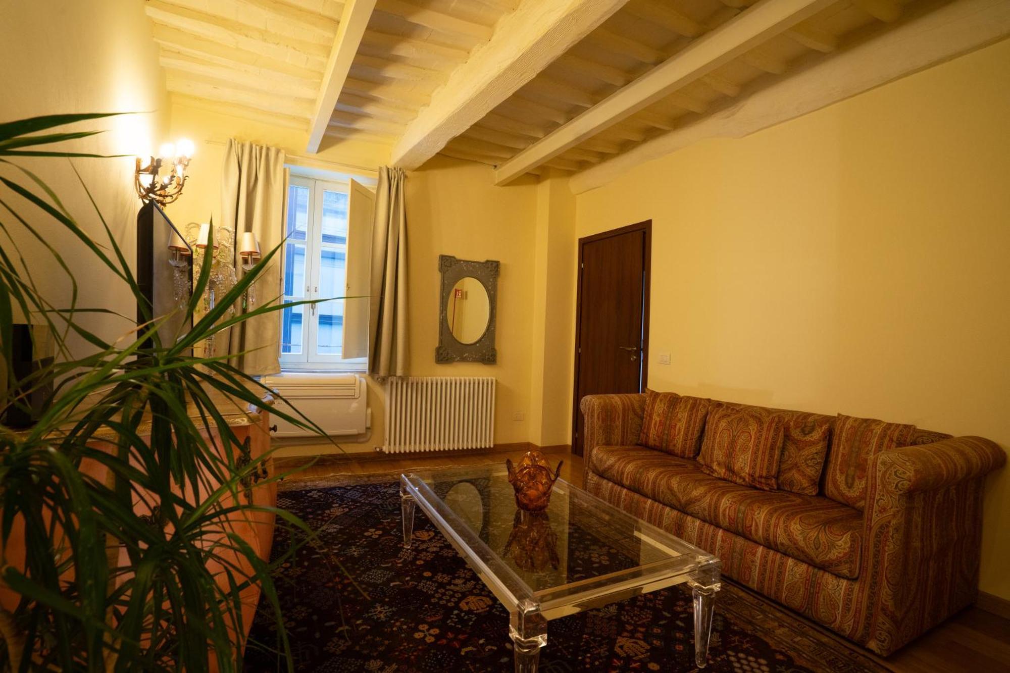 Palazzo Rocchi - Residenza D'epoca Couette-café Lucques