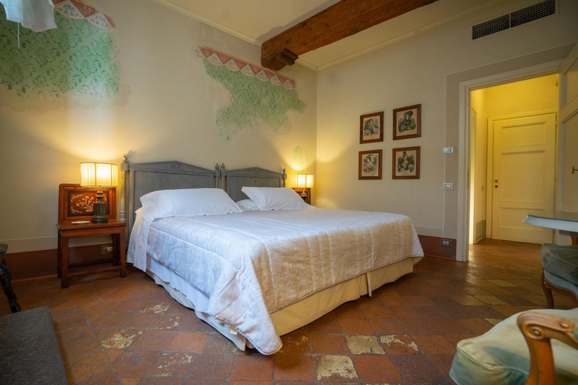 Couette-café Palazzo Rocchi - Residenza D'epoca Lucques