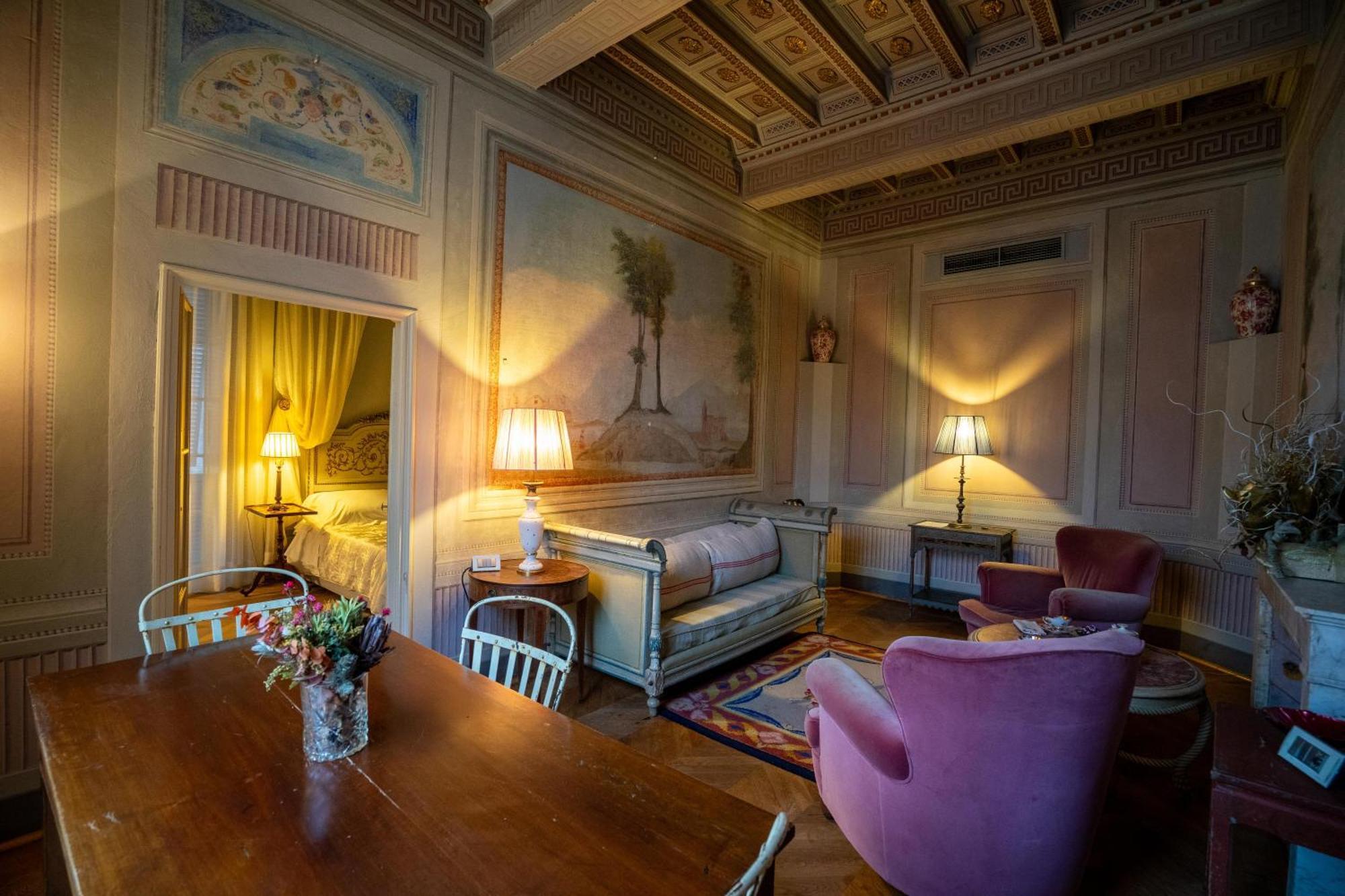 Palazzo Rocchi - Residenza D'epoca Lucques