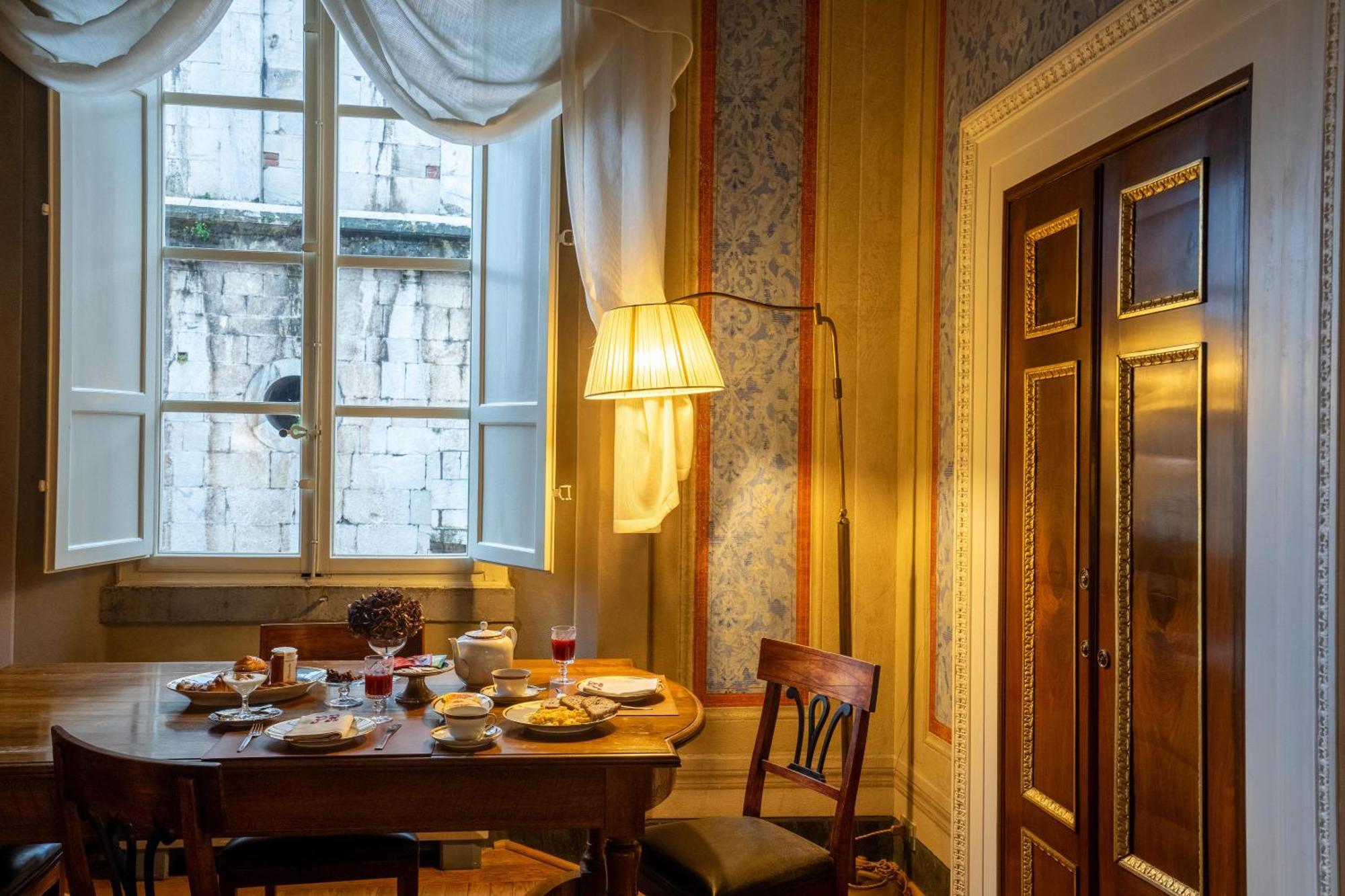 Palazzo Rocchi - Residenza D'epoca 3* Lucques